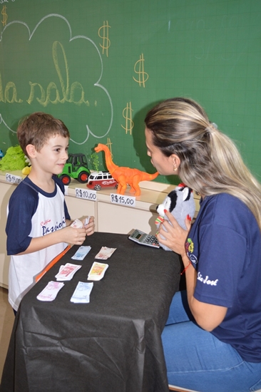 1� Ano A e B - Loja da Sala Col�gio Passionista S�o Jos�