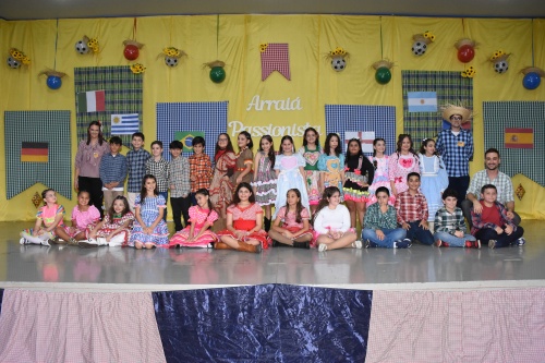 4� Ano A e B - Festa Julina Col�gio Passionista S�o Jos�