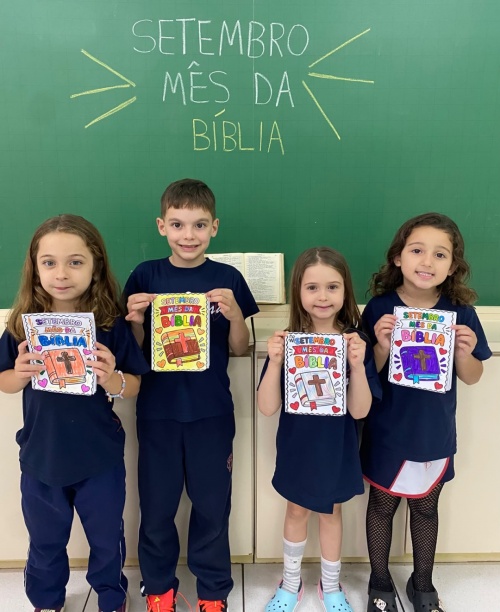 Pr� II A e B - setembro m�s da B�lbia Col�gio Passionista S�o Jos�