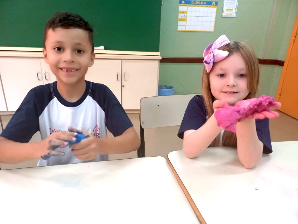 1� Ano A e B - Construindo Massinha de Modelar Col�gio Passionista S�o Jos�