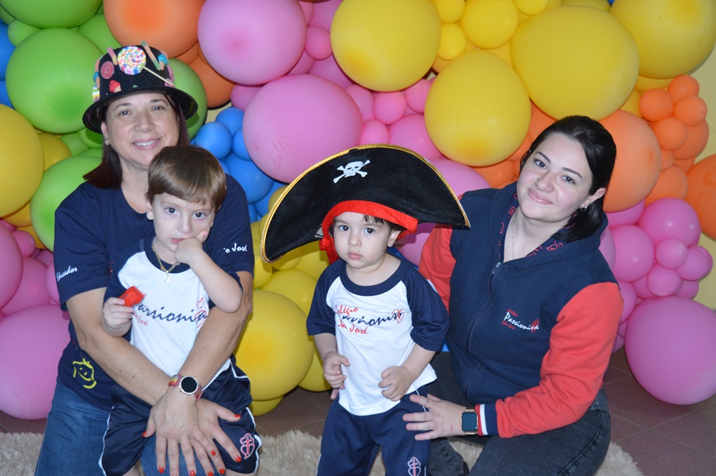 SEMANA DA CRIAN�A - CHAP�U MALUCO (tarde) Col�gio Passionista S�o Jos�