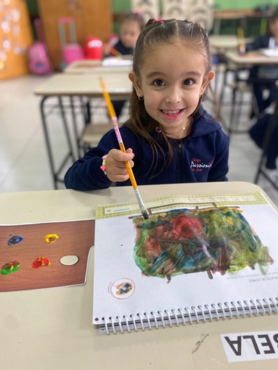 Maternal III - Pintura com Paleta de Cores Col�gio Passionista S�o Jos�