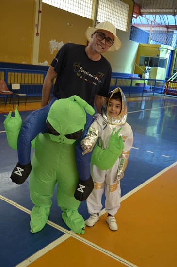 SEMANA DA CRIAN�A - DIA DA FANTASIA OU ROUPA DE PASSEIO (manh�) Col�gio Passionista S�o Jos�