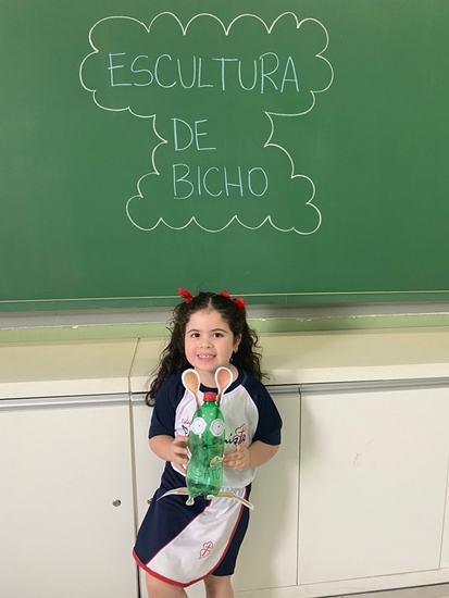 Pr� I B - Escultura de Bicho Col�gio Passionista S�o Jos�