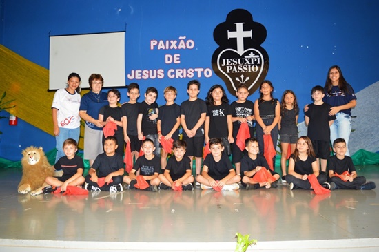 Semana Passionista - 1� Dia - Apresenta��o 3� Ano B Col�gio Passionista S�o Jos�