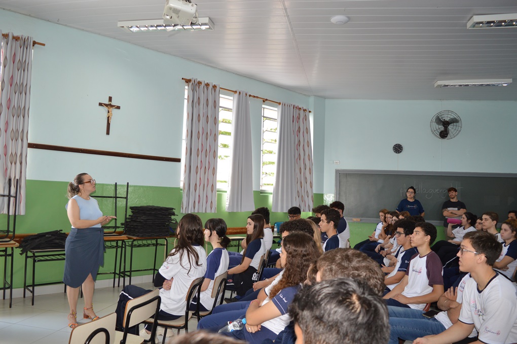 Ensino M�dio - Roda de Conversa sobre Vulnerabilidade Col�gio Passionista S�o Jos�
