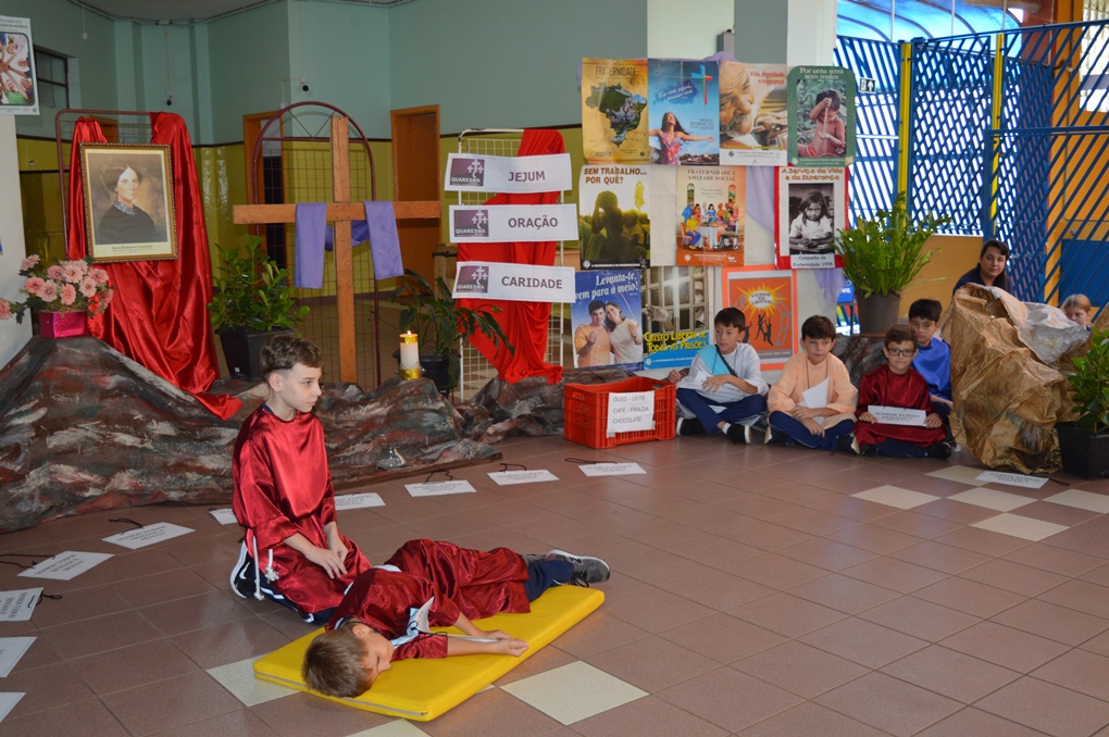 Abertura Campanha da Fraternidade - Manh� Col�gio Passionista S�o Jos�