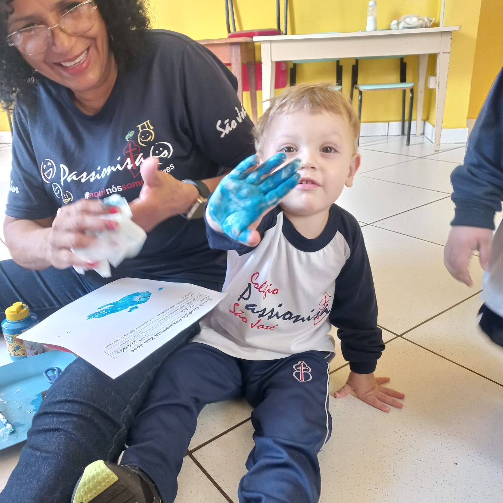 Maternal I - Pintura na M�o Col�gio Passionista S�o Jos�