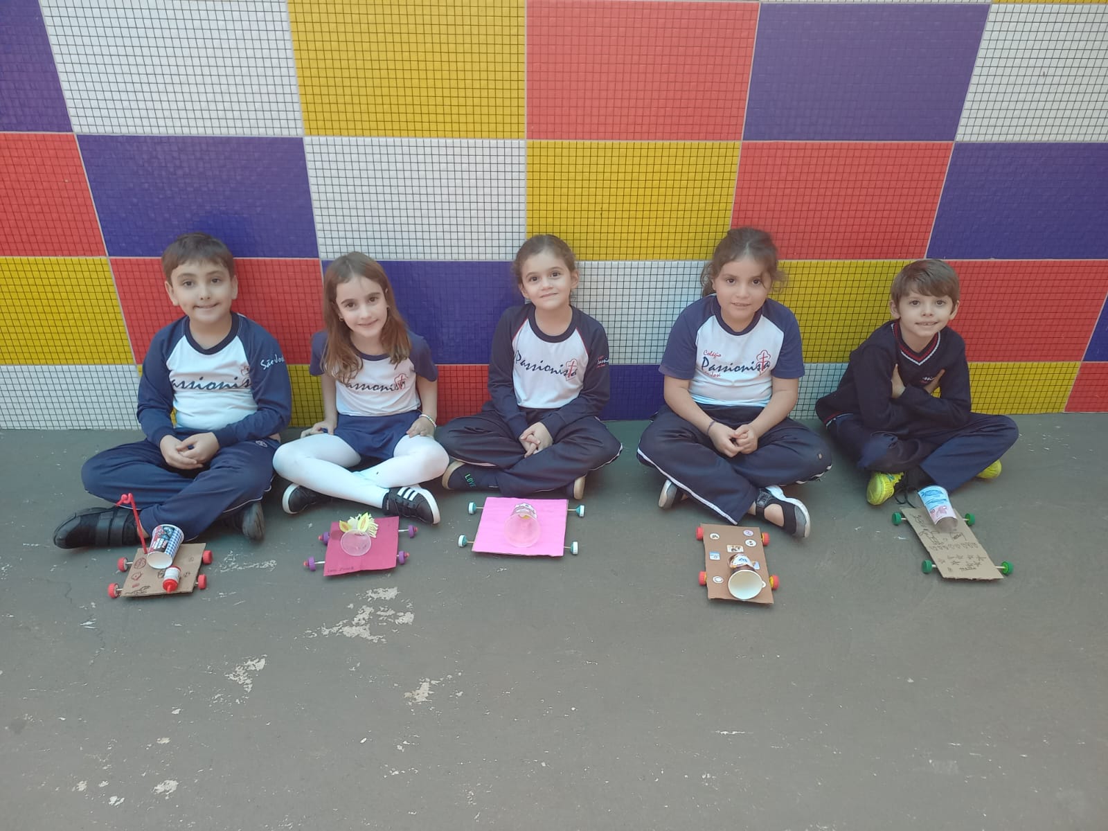 1� Ano A e B - Carro E�lico Col�gio Passionista S�o Jos�