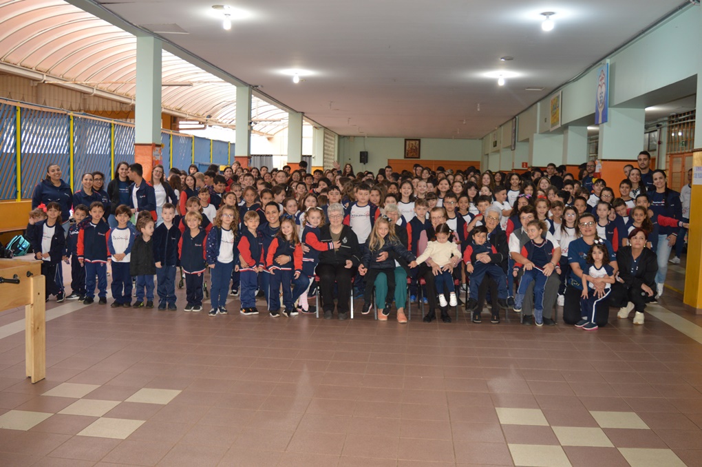 Agosto: M�s Vocacional: 11 de agosto - Dia da Vida Consagrada Col�gio Passionista S�o Jos�