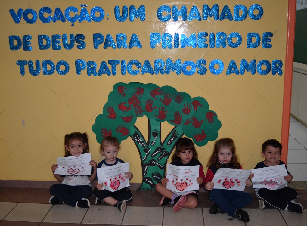 Maternal II - M�s das Voca��es Col�gio Passionista S�o Jos�