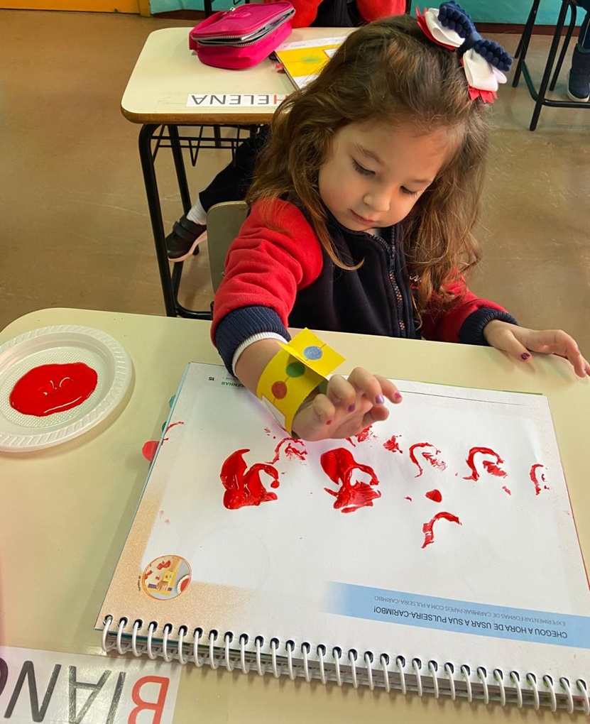 Maternal III A - Pulseira-Carimbo Col�gio Passionista S�o Jos�