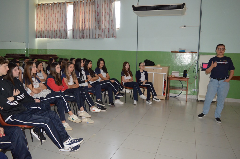 8� Ano e 9� Ano - Din�mica: Valores Necess�rios para Viver em Sociedade Col�gio Passionista S�o Jos�