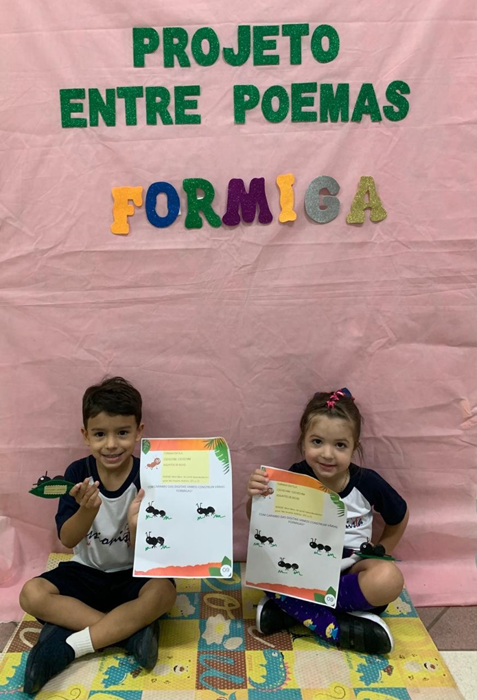 Maternal III A e B - Poema da Formiga Col�gio Passionista S�o Jos�