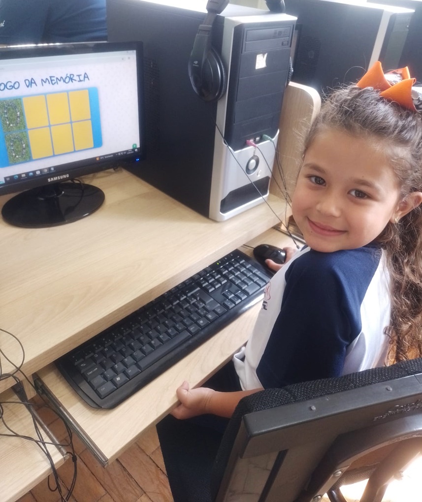 Pr� I A e B - Jogo da Mem�ria no Laborat�rio Col�gio Passionista S�o Jos�