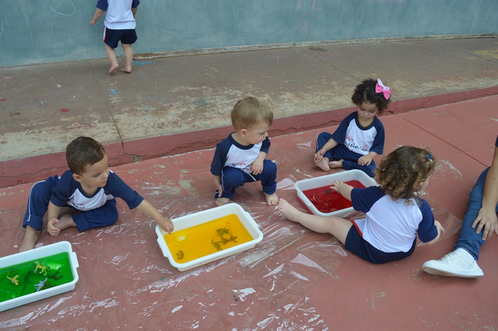 Maternal I - Ca�a ao Tesouro Gelatinoso Col�gio Passionista S�o Jos�